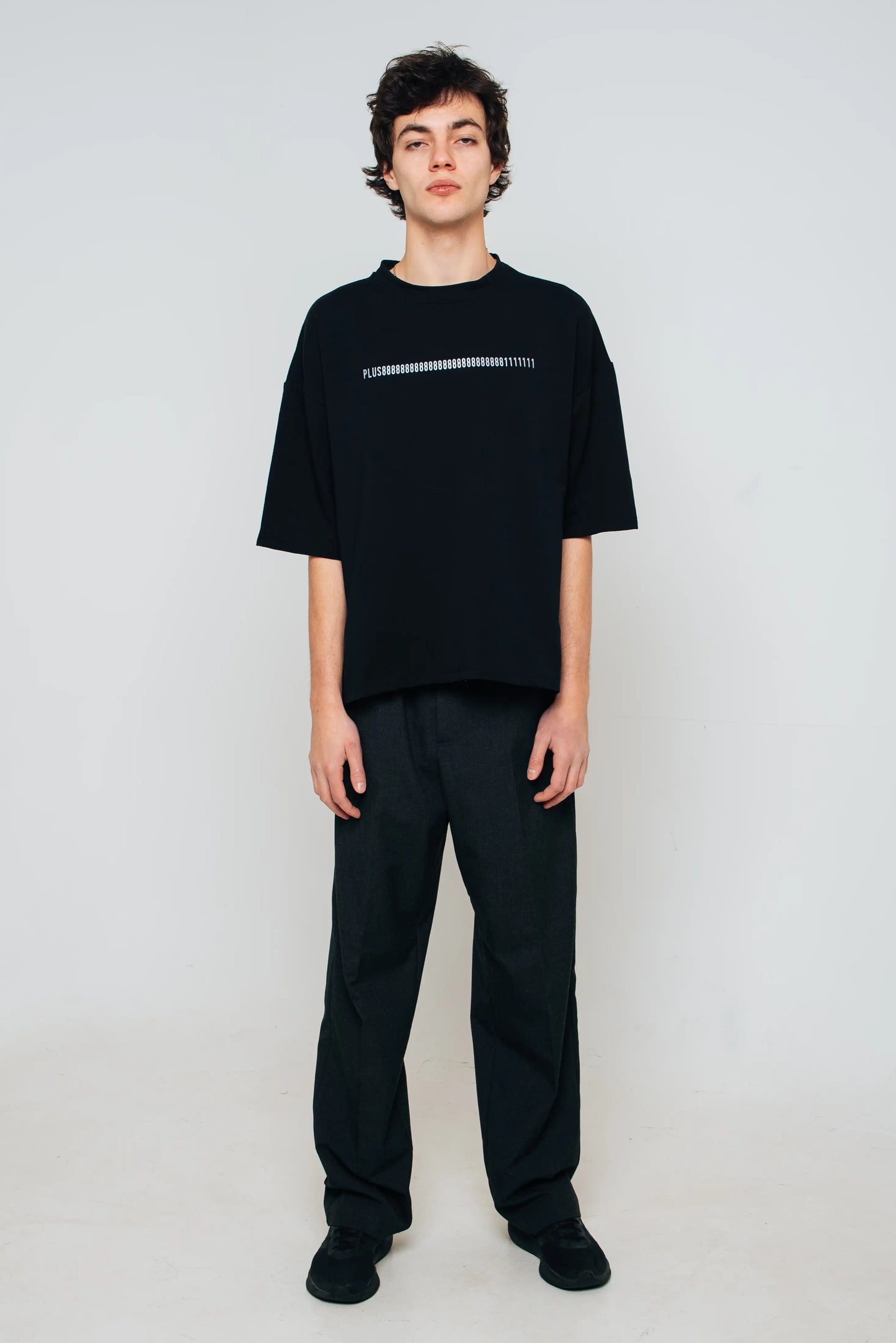 881 CLASSIC T-SHIRT
