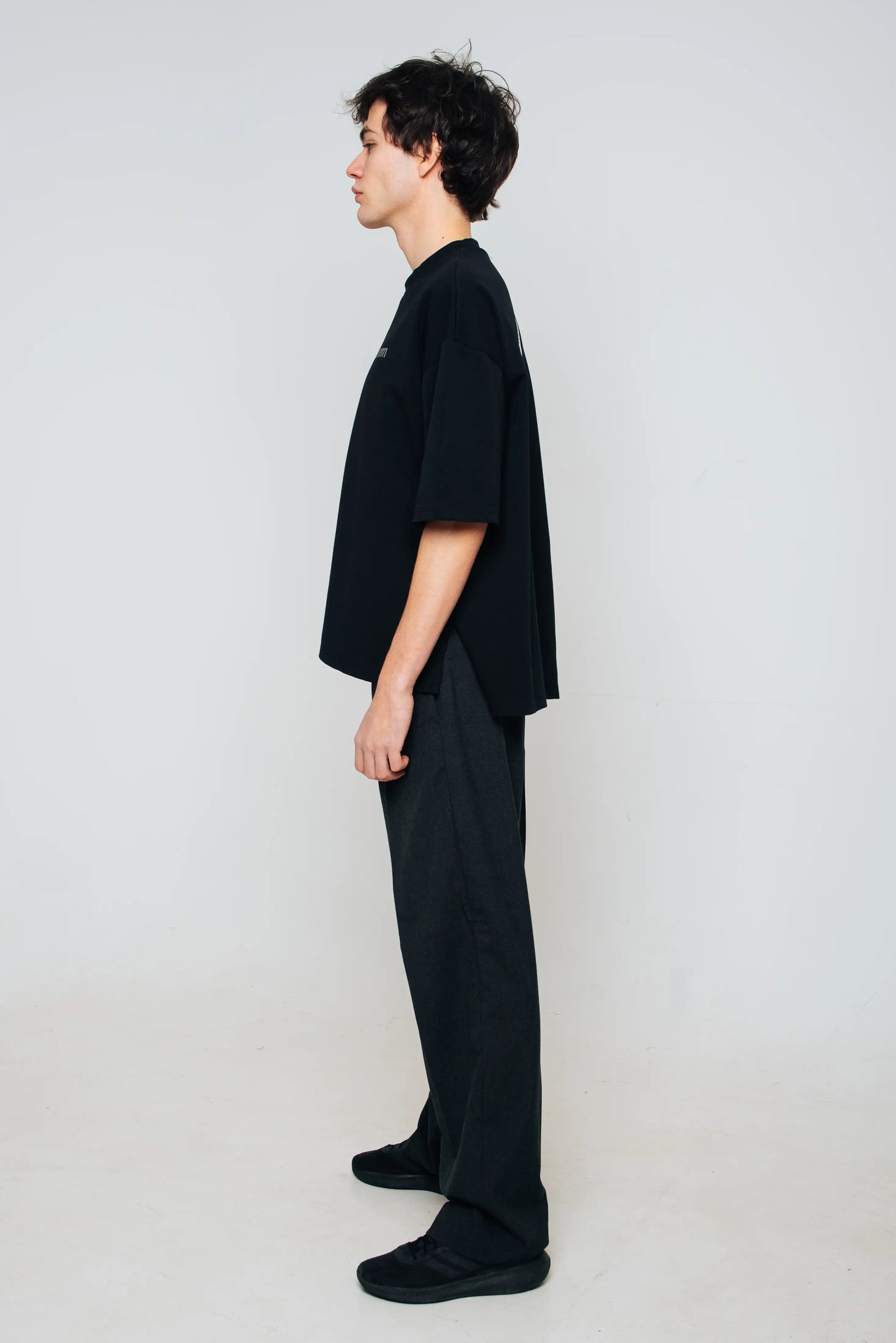 881 CLASSIC T-SHIRT