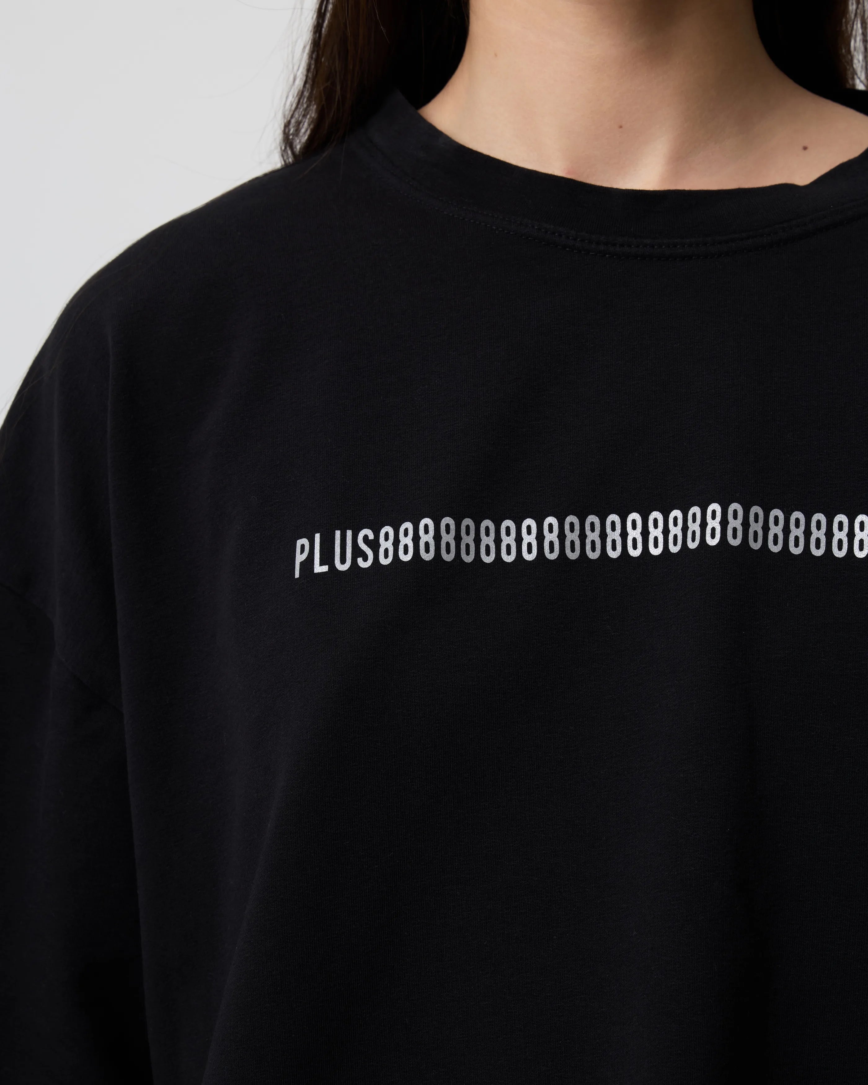 881 CLASSIC T-SHIRT
